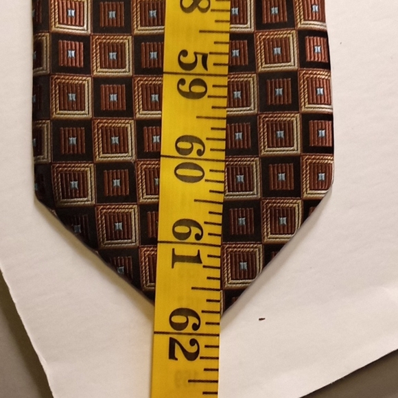 Alexander Julian Neck Tie - Picture 7 of 7